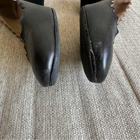 Chloe Lauren Scalloped Pumps - Picture 10 of 10